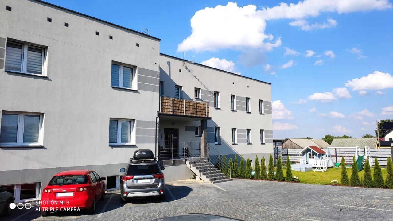 Krollhouse Pokoje Goscinne Wolbrom Exterior photo